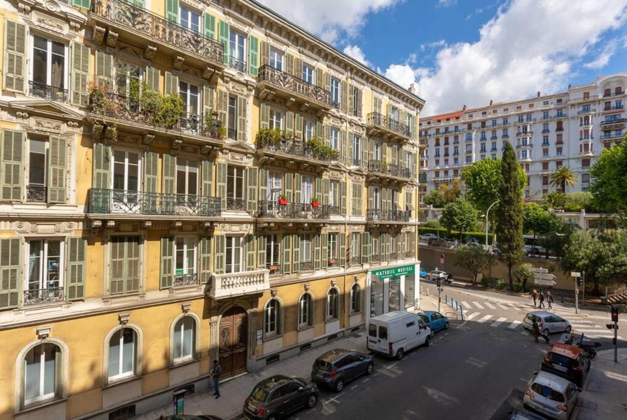 Notre Dame - Huge Sunny Modern 2Br Flat - Terrace Apartment Nisa Exterior foto